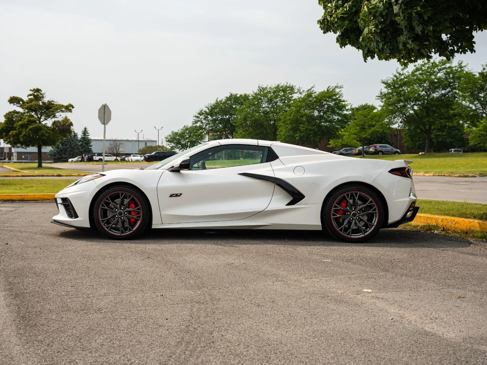 Used 2023 White Pearl Metallic Tricoat Chevrolet 3LT image 10