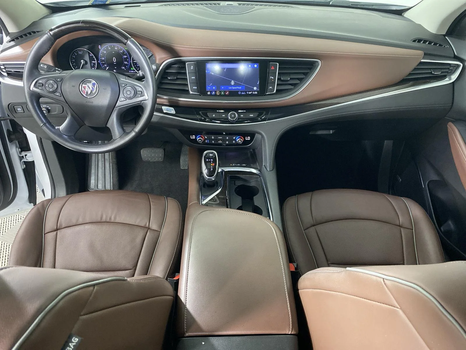 Used 2020 White Frost Tricoat Buick Avenir image 30