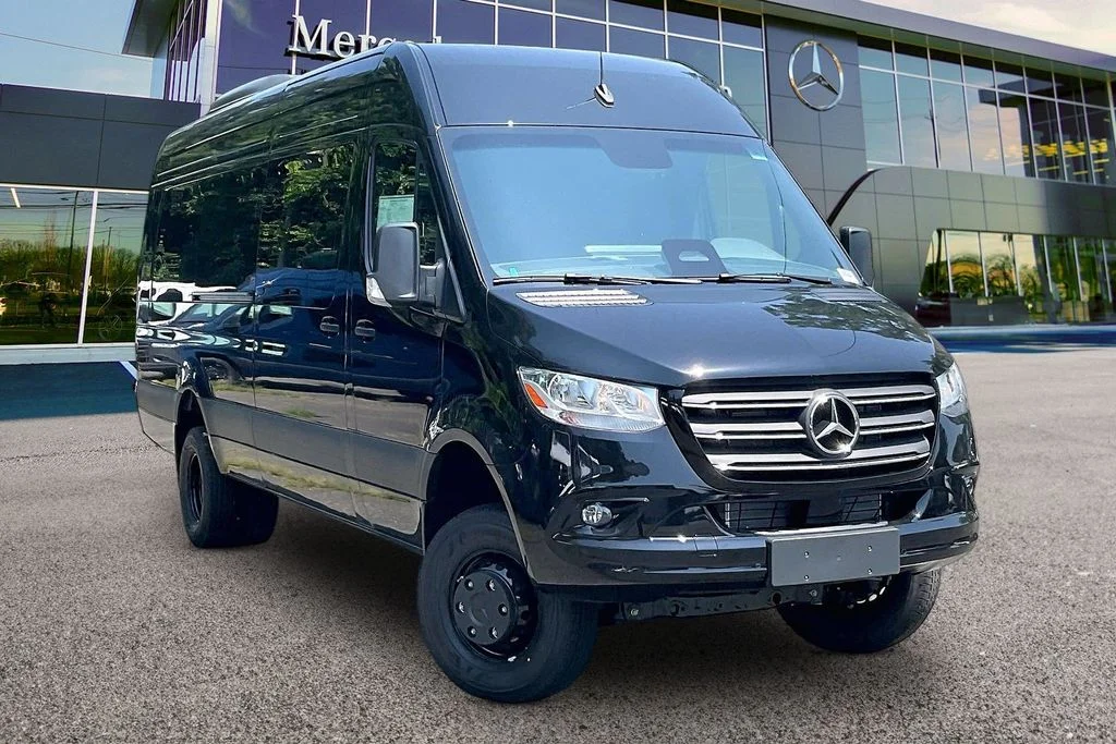 New 2026  Mercedes-Benz Cargo 170 WB image 1