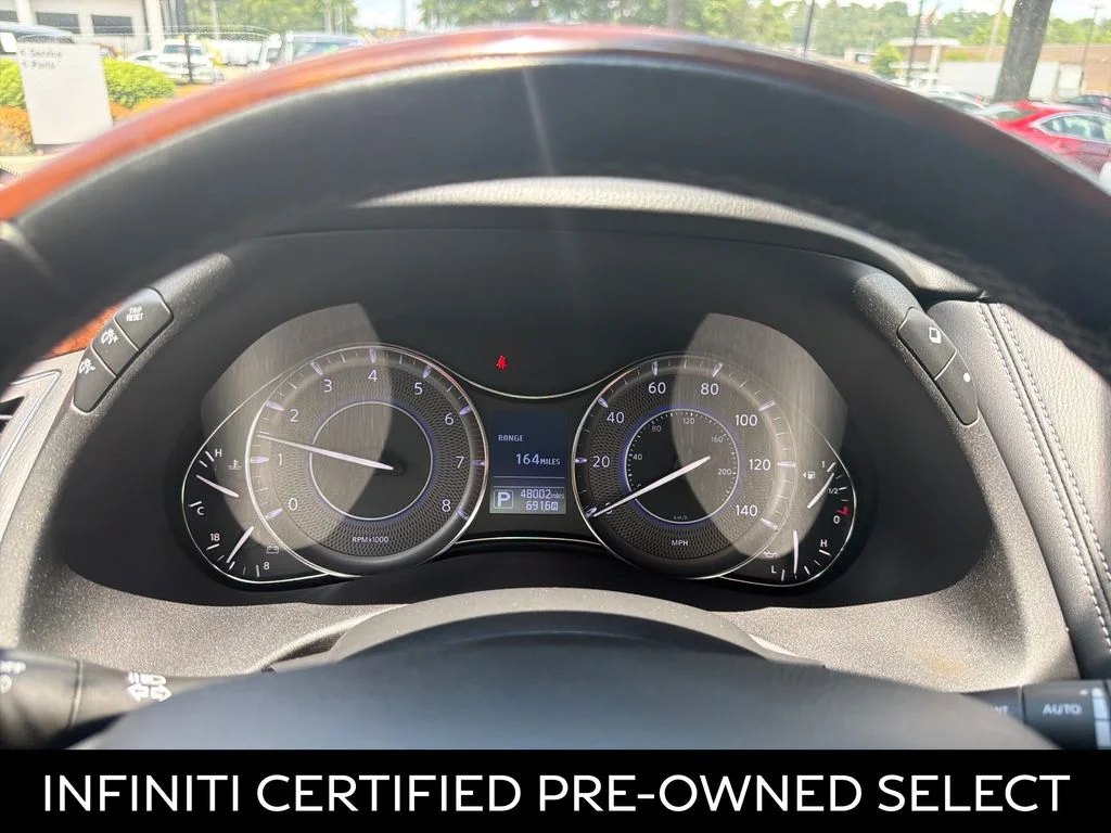 Certified Used 2019 Champagne Quartz INFINITI LUXE image 33