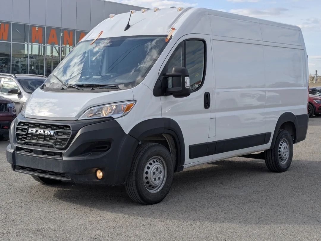 Certified Used 2025 White RAM Tradesman - - FWD - 2500 High Roof 136 WB w/Pass Seat & More! image 4
