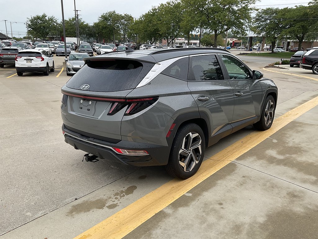 Certified Used 2024 Hampton Gray Metallic Hyundai SEL image 3