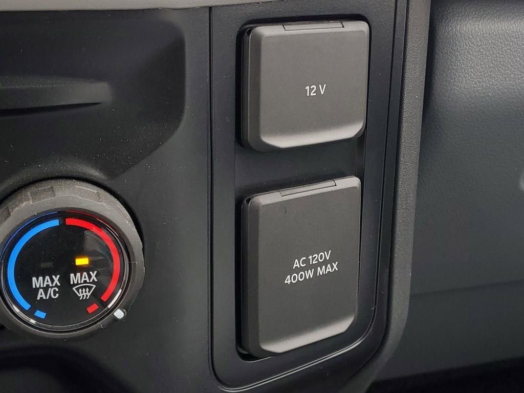 New 2026 Oxford White Ford F-450® XL image 24
