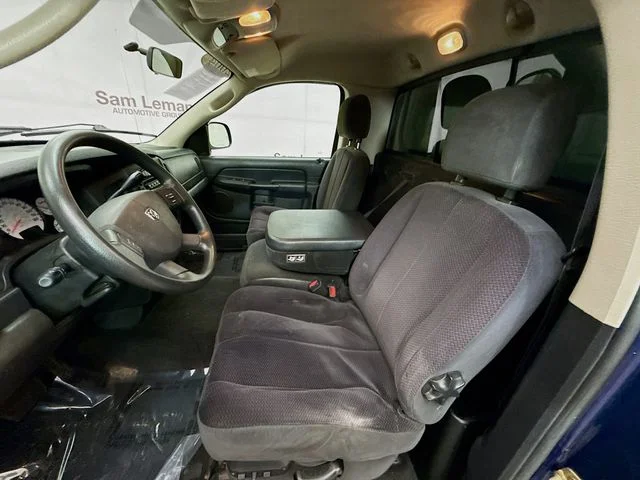Used 2004 Patriot Blue Pearl Dodge SLT image 18