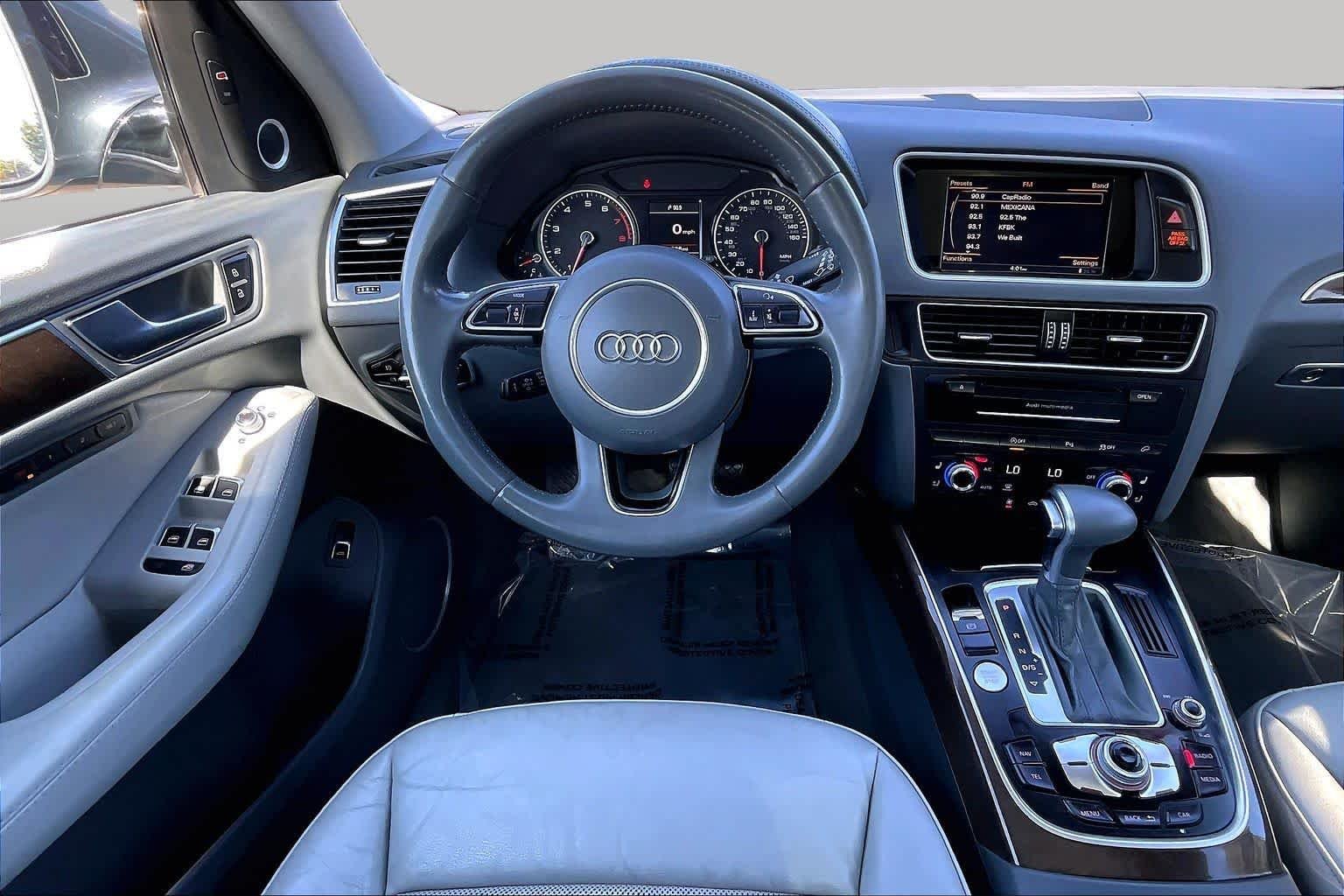 Used 2016 Daytona Gray Pearl Effect Audi Premium Plus image 5