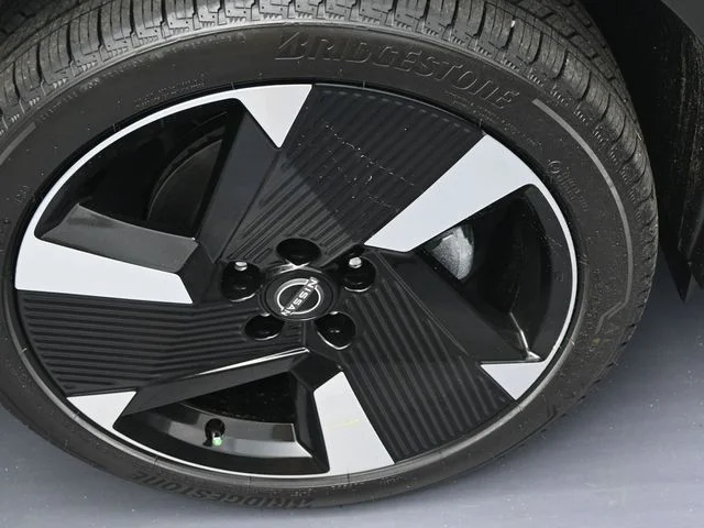 2025 Nissan Kicks SR AWD - Photo 31