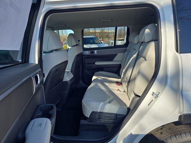 New 2026 White Hyundai SEL AWD image 21