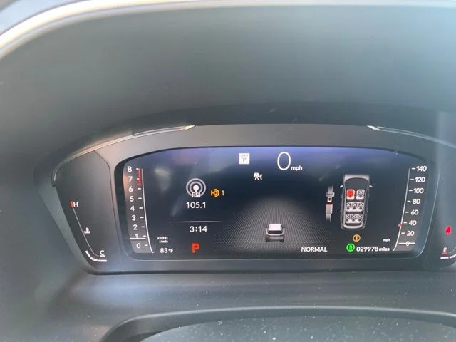 Used 2025 Gray Honda Elite image 10
