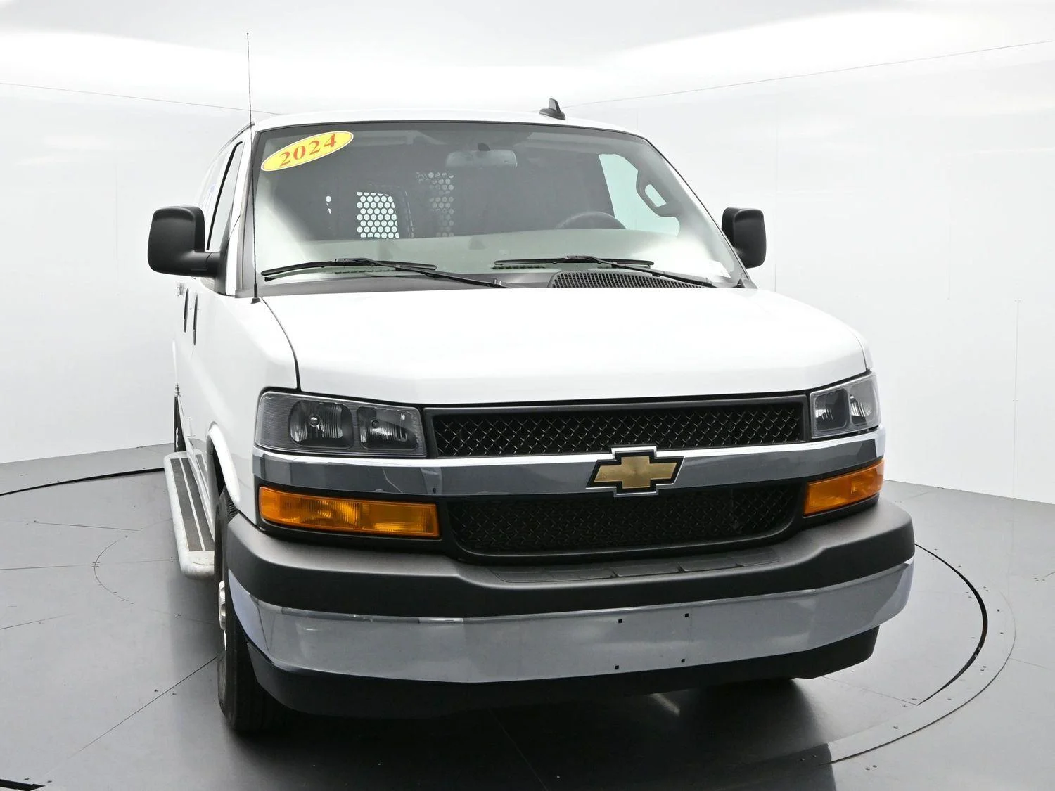 Used 2024 Summit White Chevrolet WT image 2