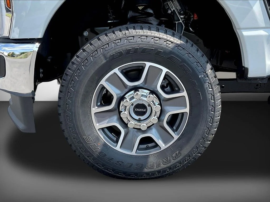 New 2026 Avalanche Ford F-250® Lariat® image 14