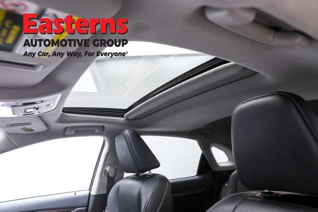Used 2022 Black Lexus 450h image 33