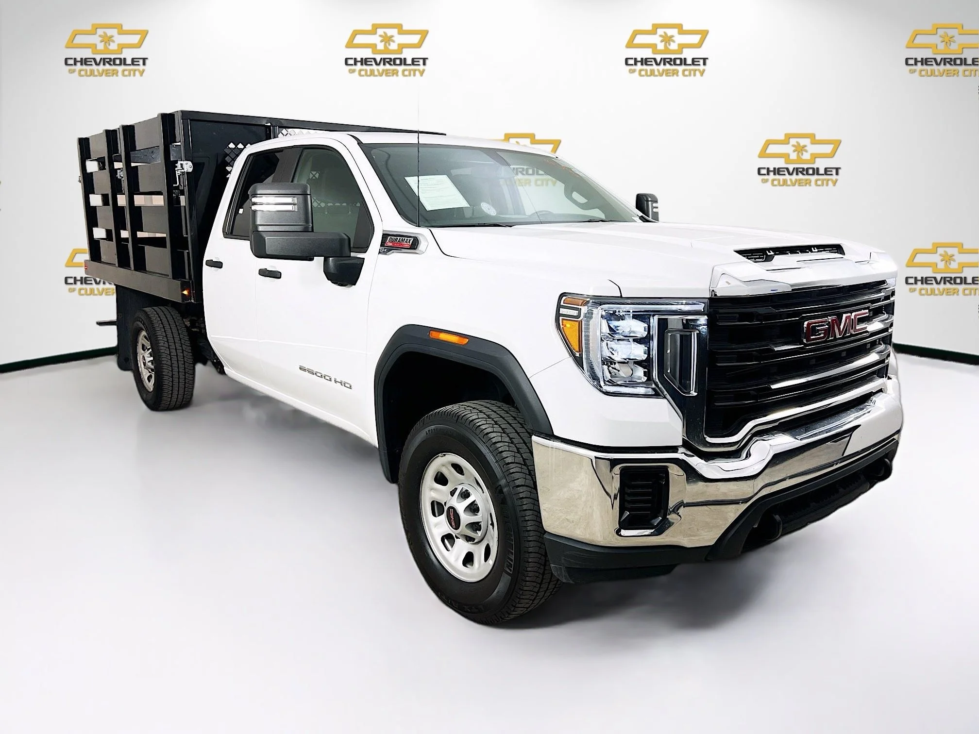 Used 2023 Summit White GMC Pro image 1