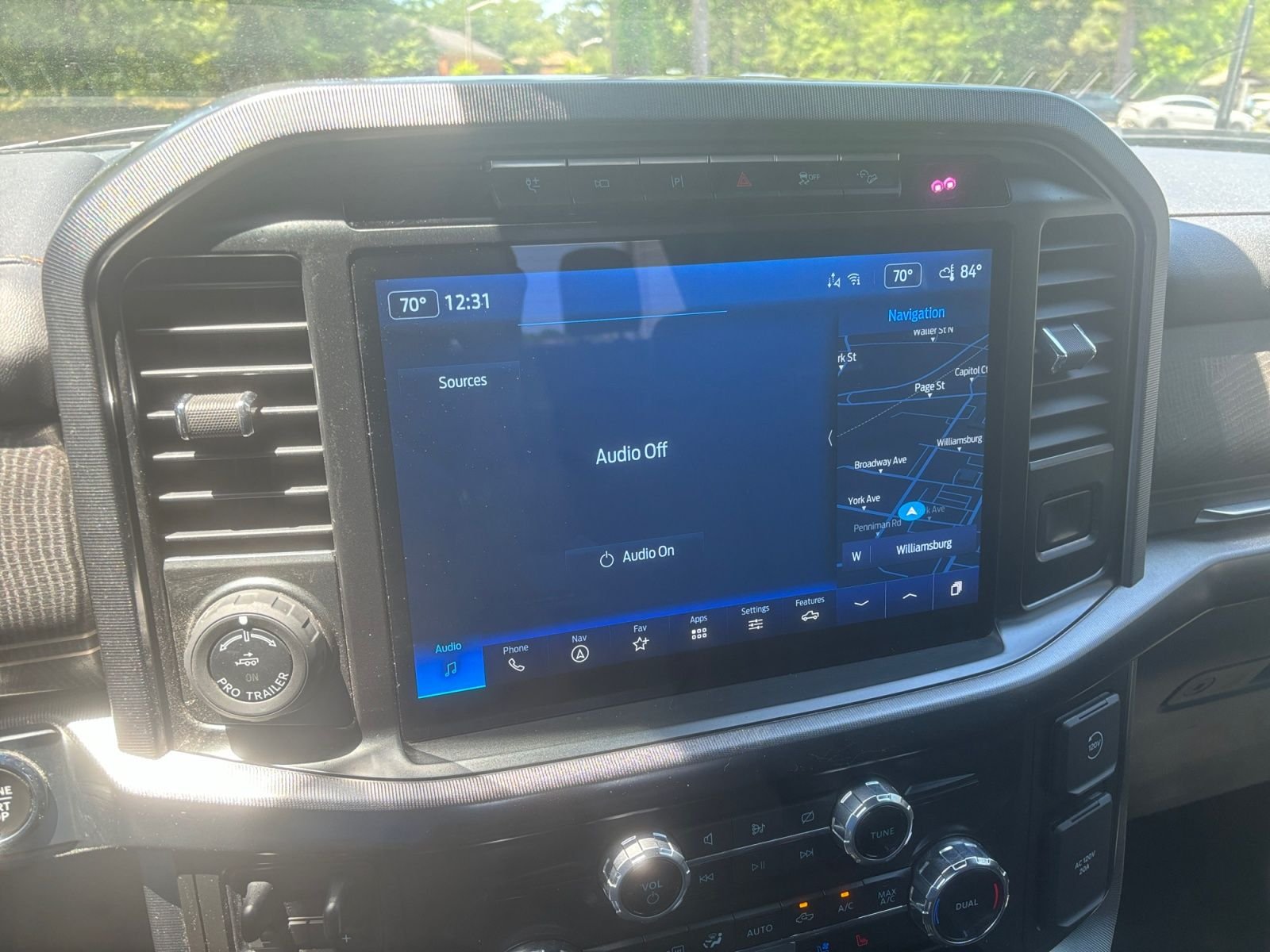 Used 2022 Silver Ford Platinum image 26