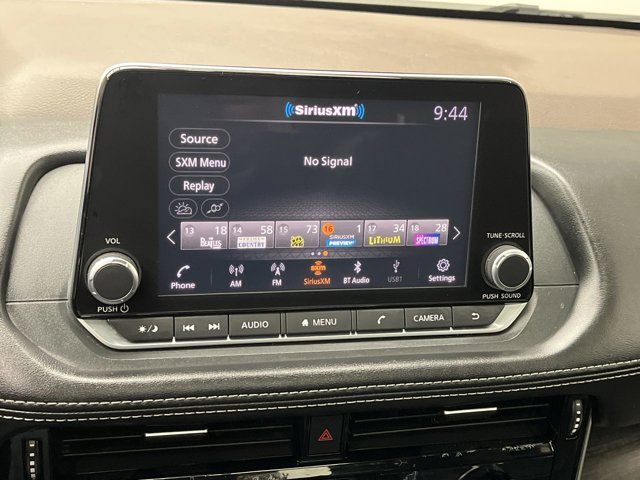 Used 2021 Gun Metallic Nissan SL image 17