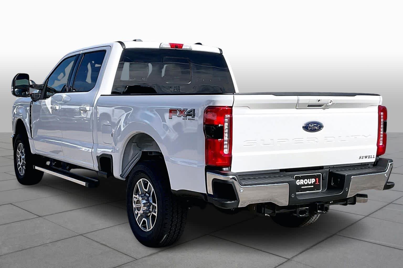New 2026 Star White Metallic Tri-Coat Ford F-250® Lariat® image 12