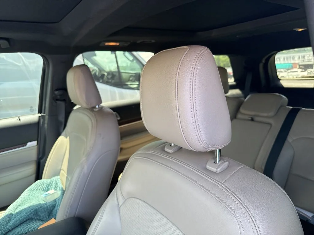 Certified Used 2018 Gray Ford Limited image 7