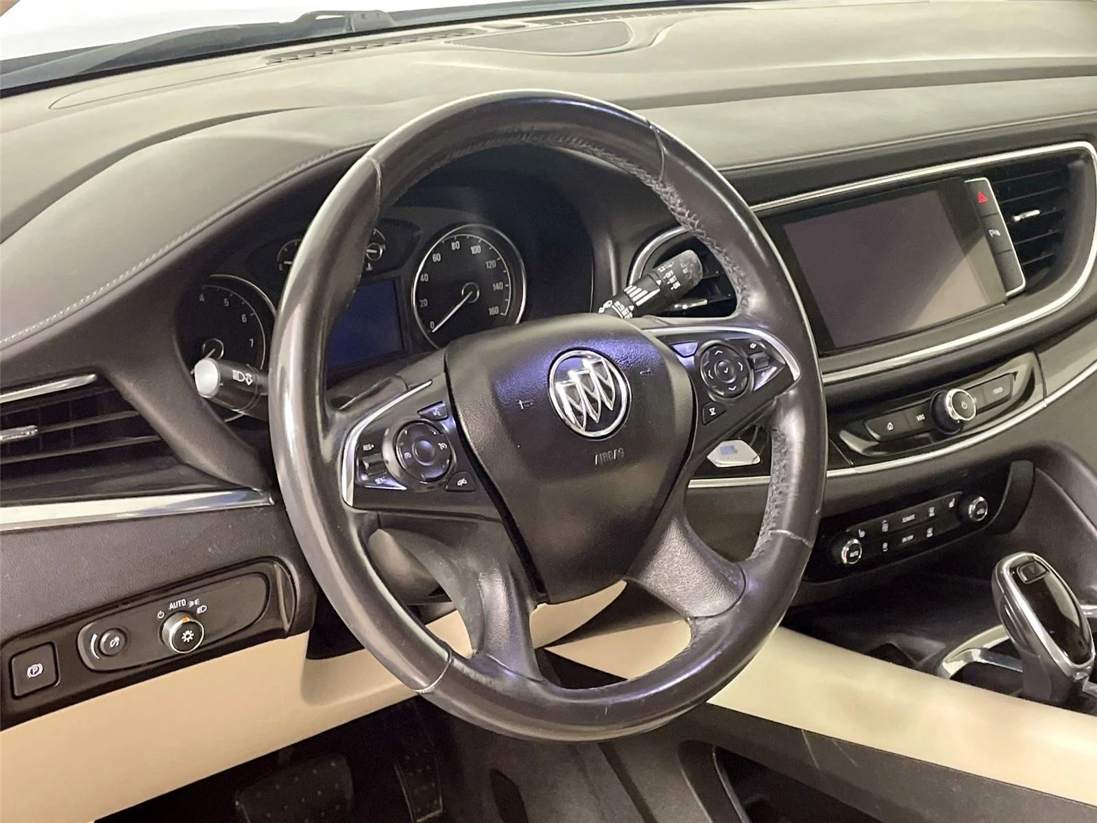 Used 2018 Havana Metallic Buick Essence image 18