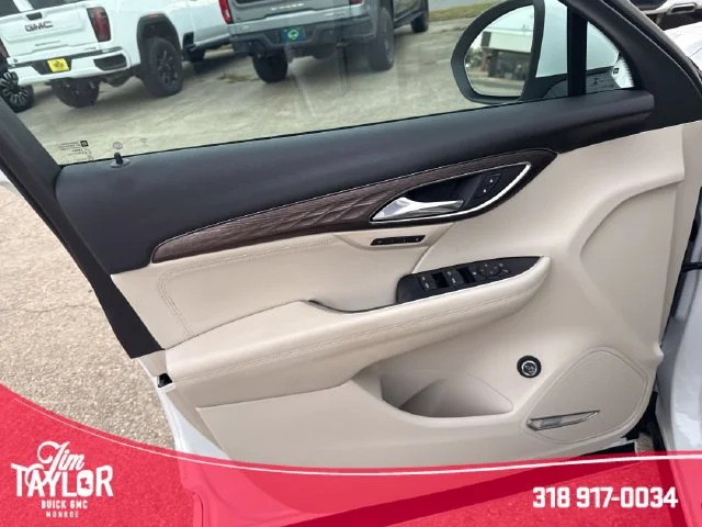 Used 2022 White Buick Avenir image 11