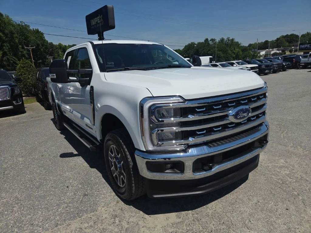 Used 2026 White Ford Lariat image 2
