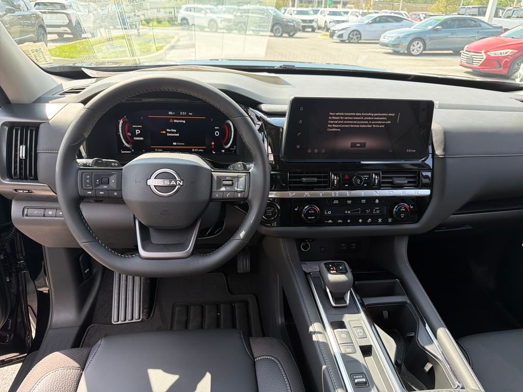 New 2026 Nissan Pathfinder SL 4D Sport Utility