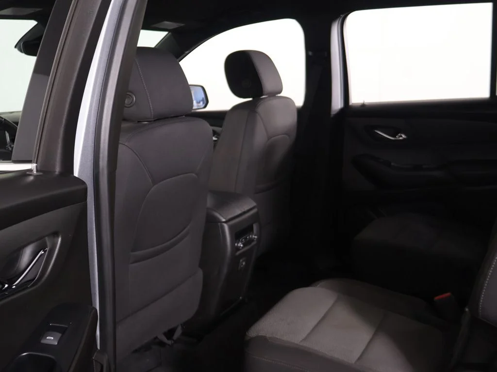 Used 2023 Gray Chevrolet LT image 27