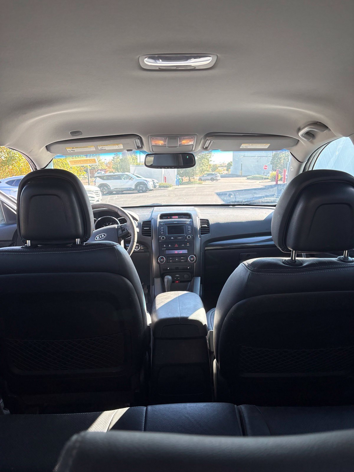 Used 2013 White Kia EX image 8