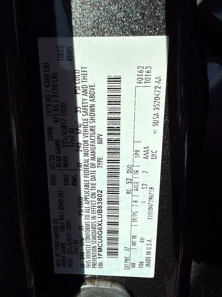 Used 2020 Gray Ford SE image 18