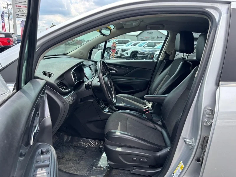 Used 2019 Quicksilver Metallic Buick Preferred image 8