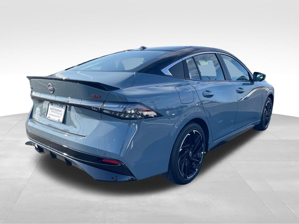 New 2026 Gray Nissan SR image 5