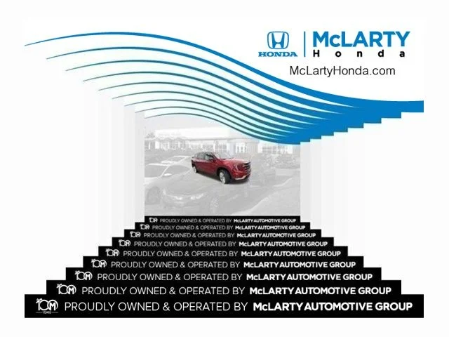 2025 GMC Acadia Elevation FWD's photo