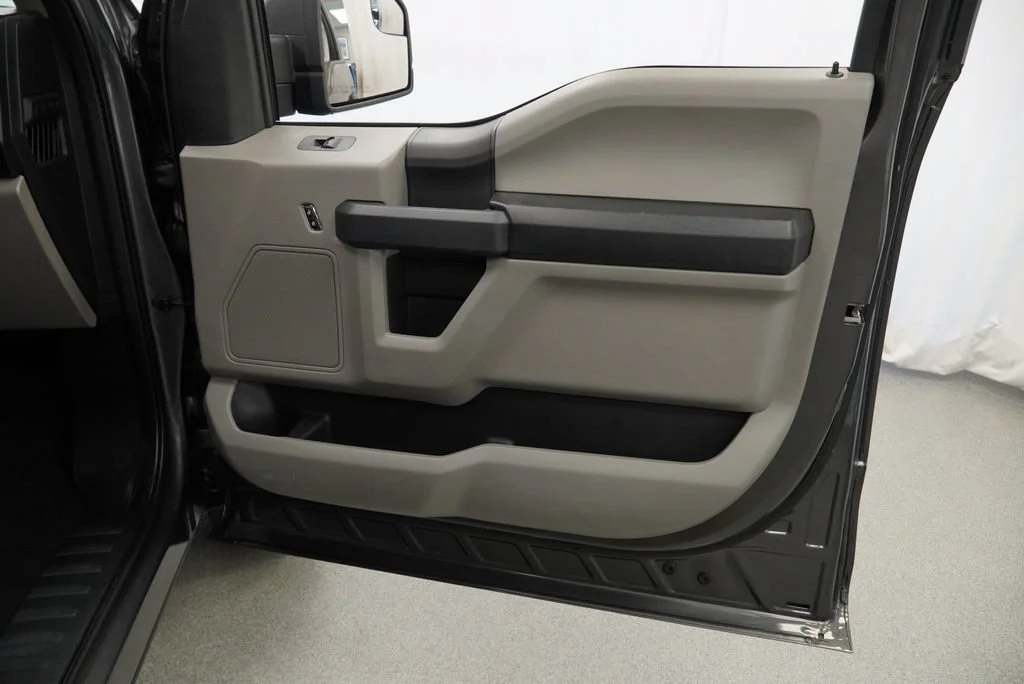Used 2020 Gray Ford XL image 26