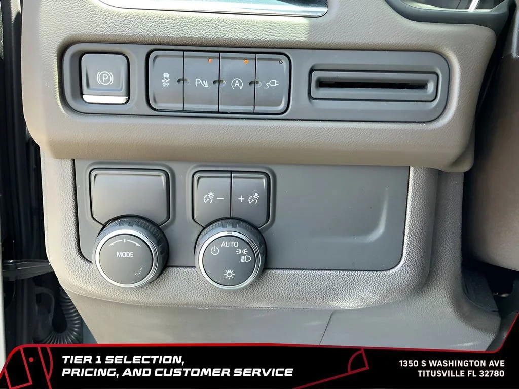 Used 2021 Shadow Gray Metallic Chevrolet LT image 35