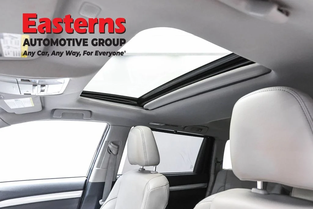 Used 2019 Black Toyota XLE image 37