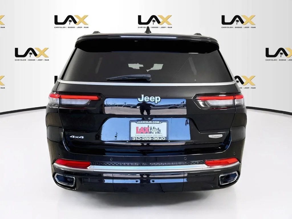 Used 2024 Black Jeep Summit image 6