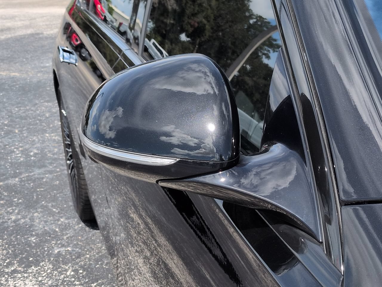 Used 2023 Obsidian Black Mercedes-Benz Maybach S 680 image 11