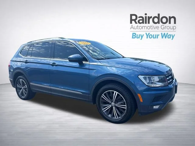 Used 2018 Blue Metallic Volkswagen SEL image 1