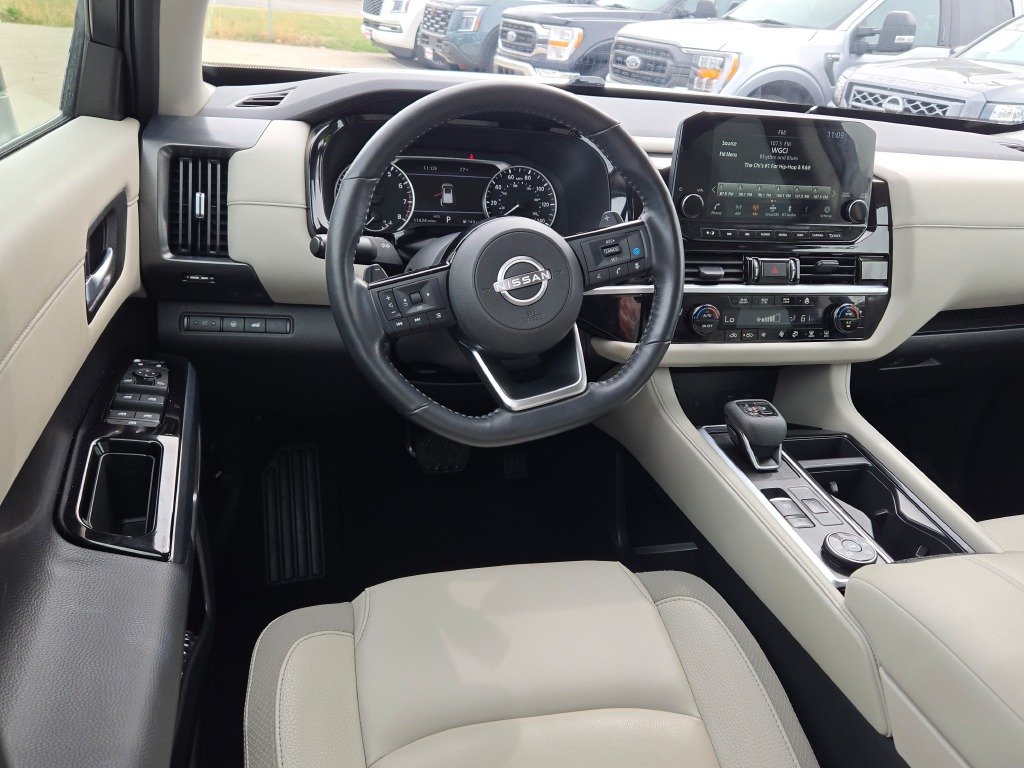 Certified Used 2025 White Nissan SL image 18
