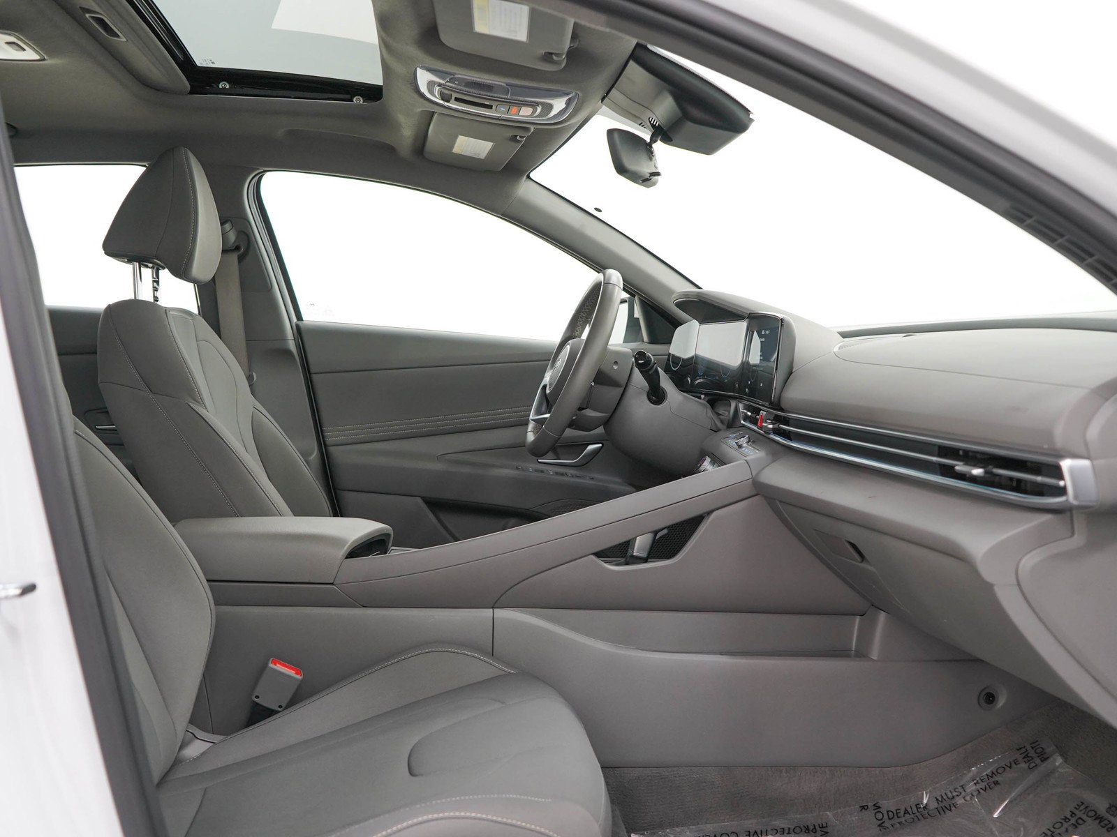 Used 2025 Serenity White Hyundai SEL Convenience IVT image 12