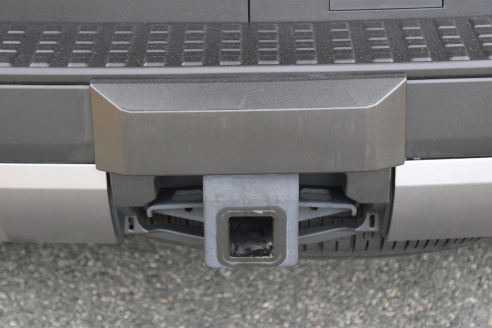 Used 2025  Toyota Base image 31