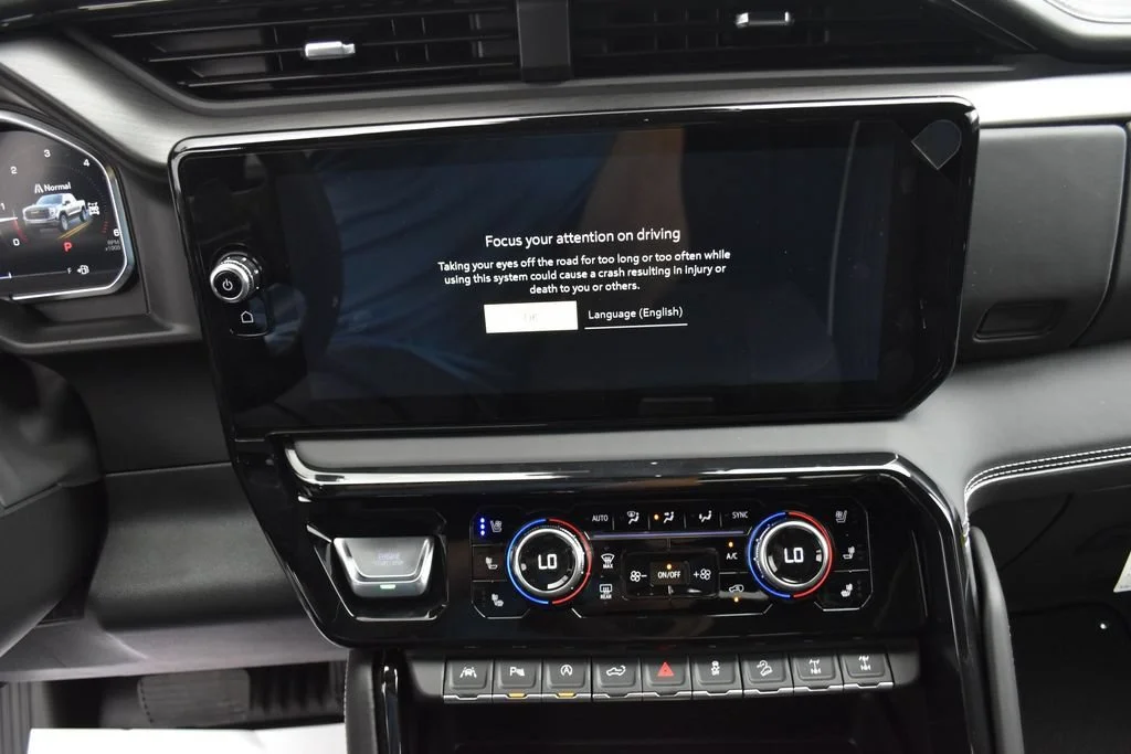 2026 GMC Sierra 1500 AT4X - Photo 12