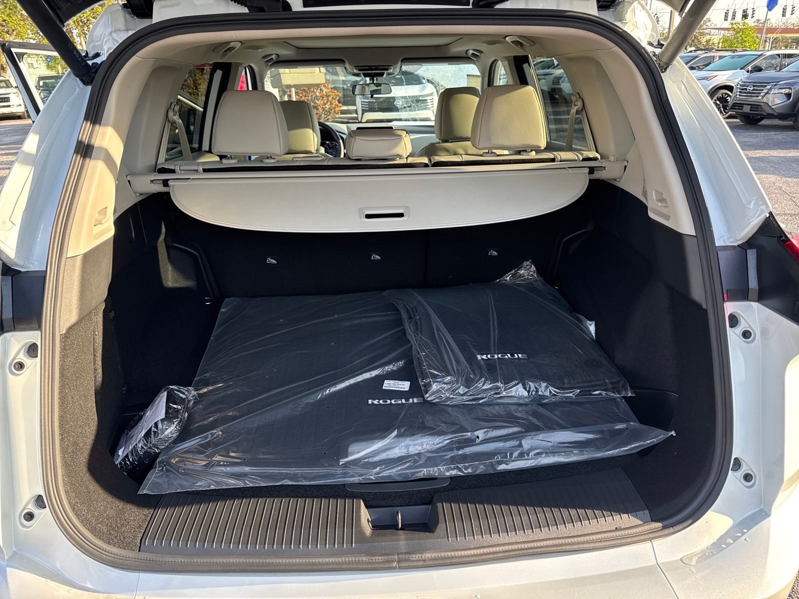 New 2026 Nissan Rogue Dark Armor 4D Sport Utility