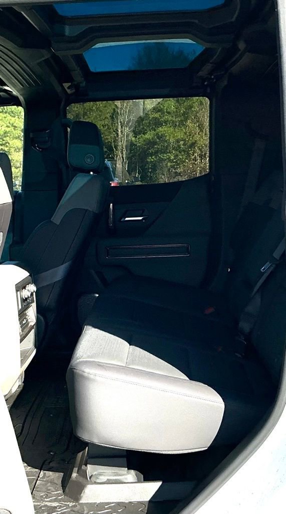 2025 GMC HUMMER EV 3X - Photo 18