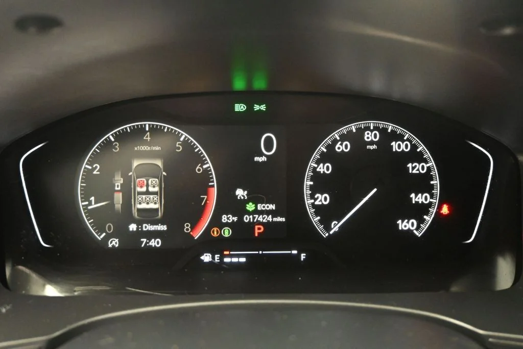 Certified Used 2025 Solar Silver Metallic Honda Sport image 10