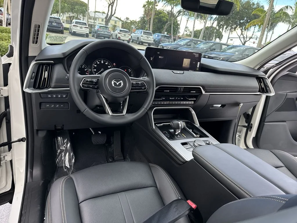New 2026 White Mazda 3.3 Turbo Preferred AWD image 35