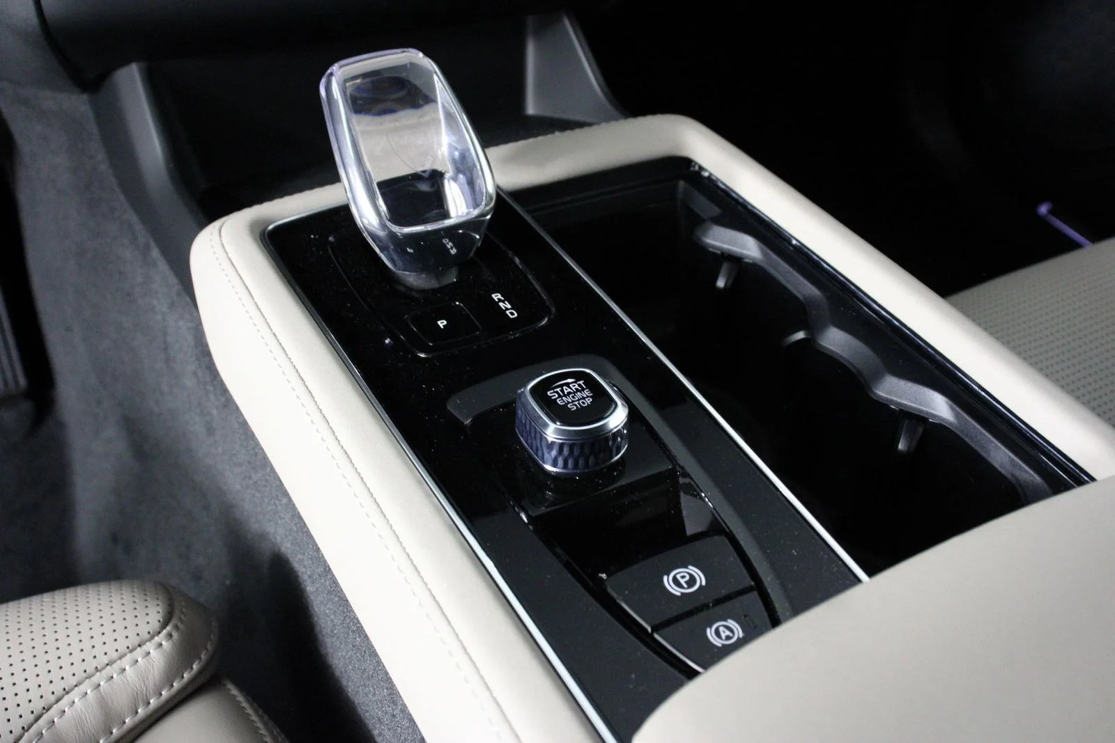 2026 Volvo XC90 Ultra - Photo 7