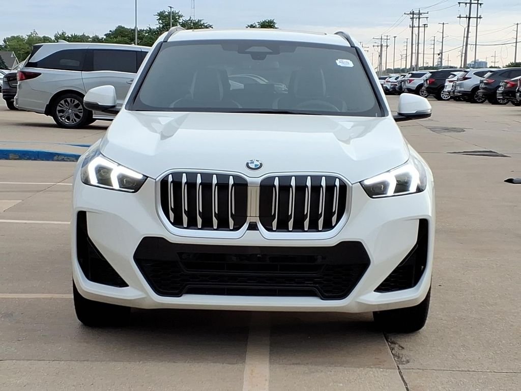 New 2026 Alpine White BMW xDrive28i image 15