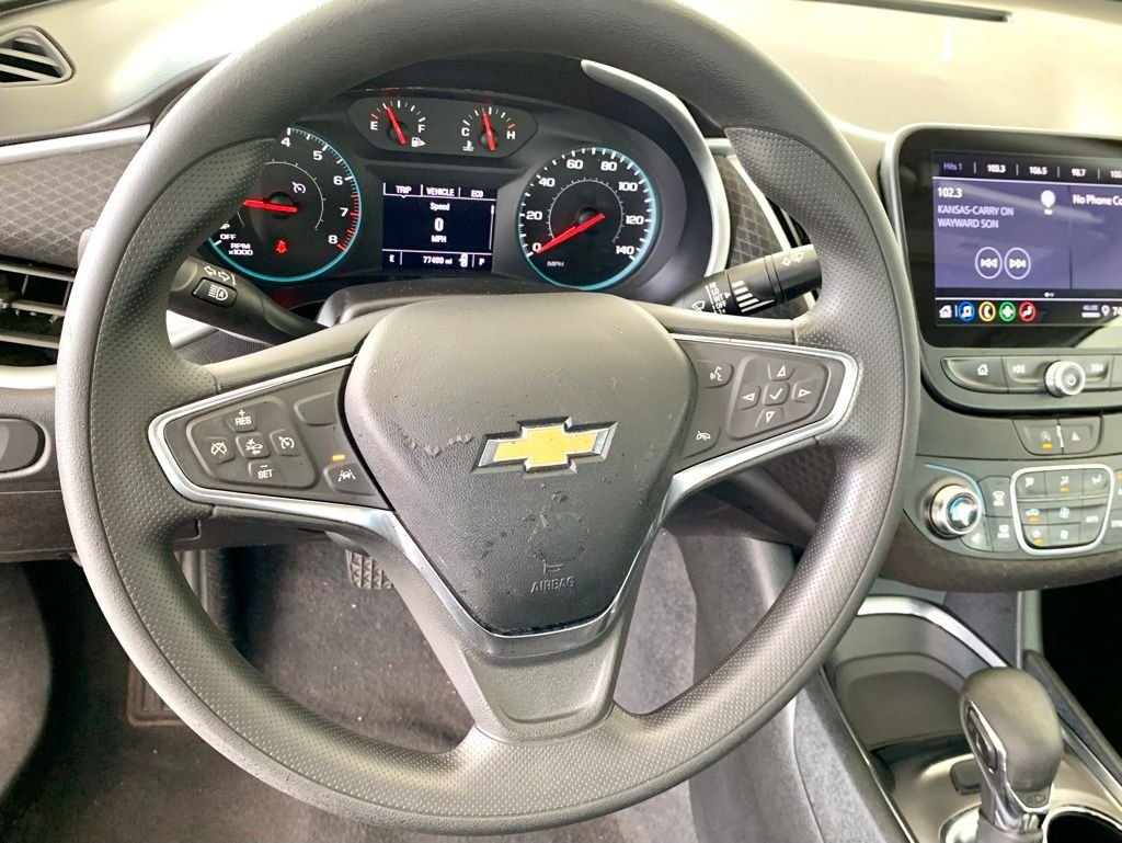 Used 2023 Gray Chevrolet LT image 27