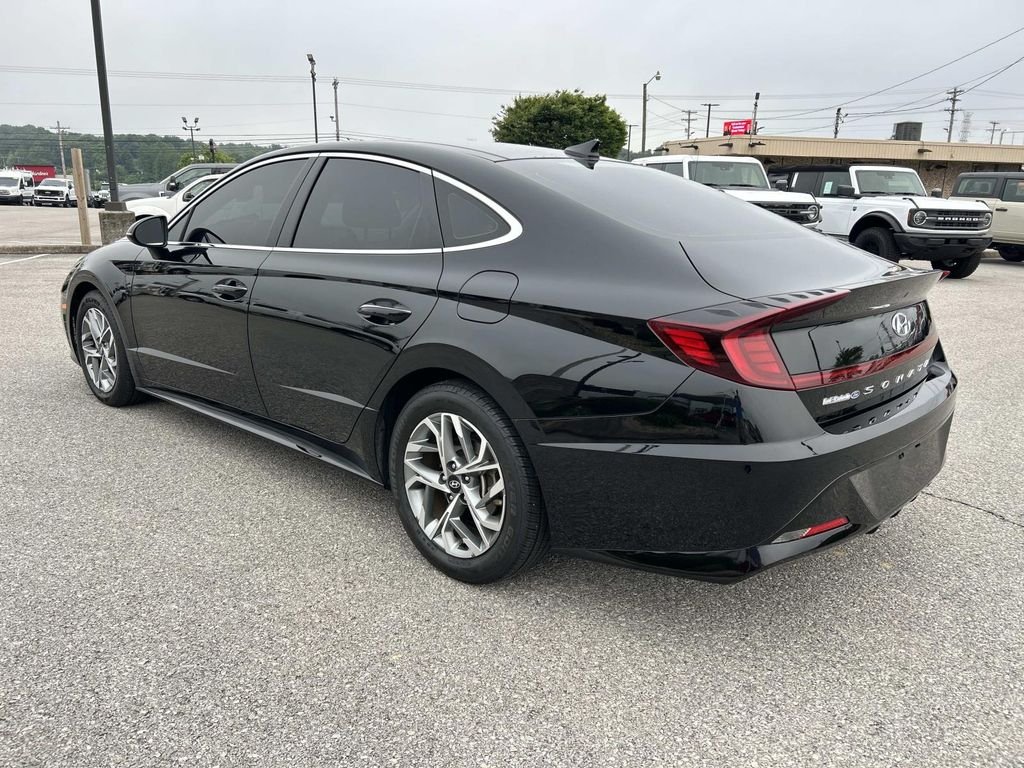 Certified Used 2023 Onyx Black Hyundai SEL image 6