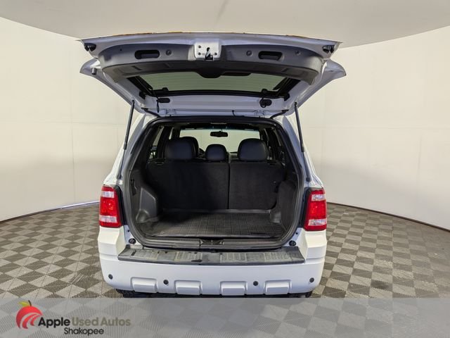 Used 2011 White Ford Limited image 7