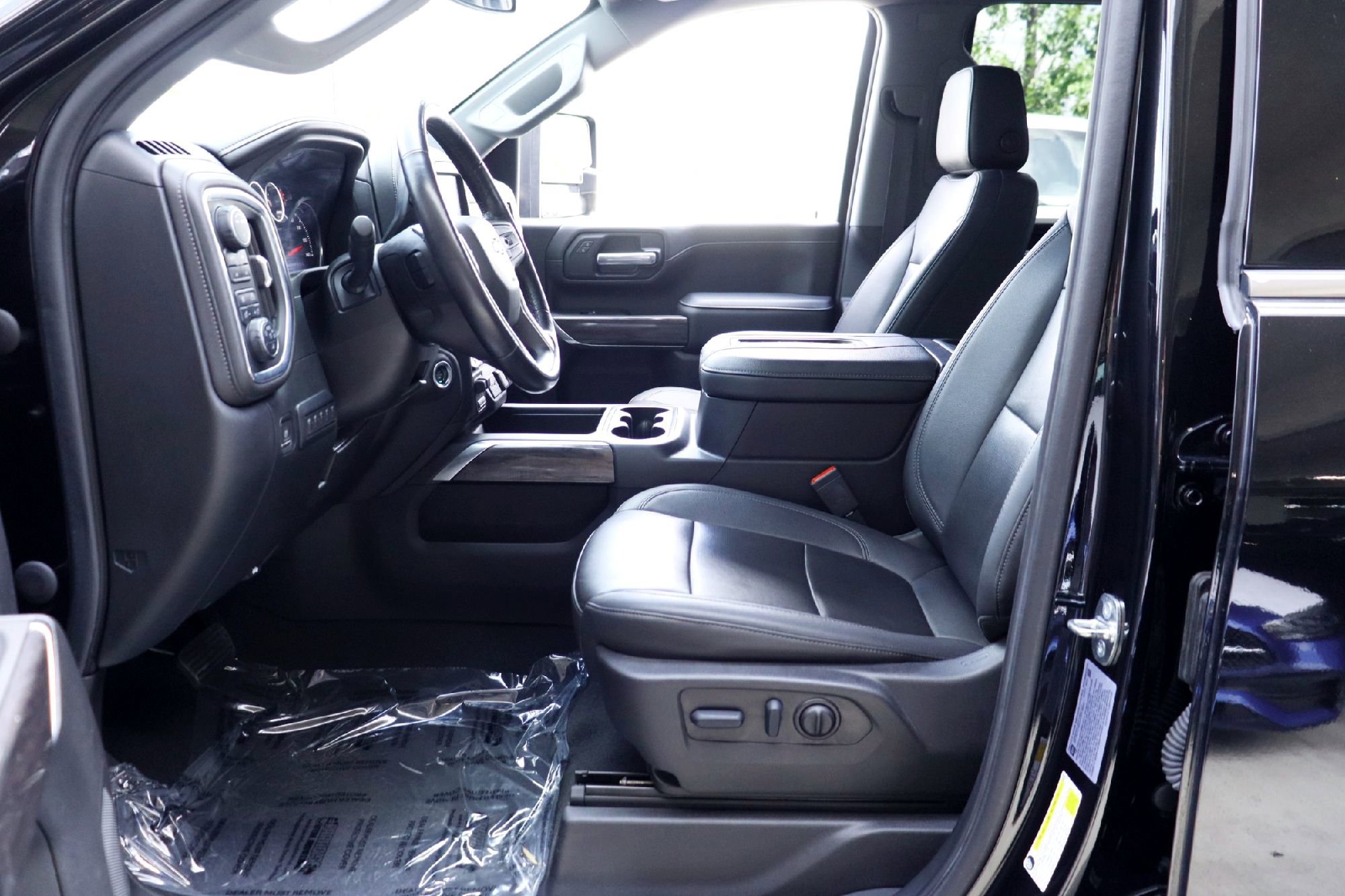 2022 Chevrolet Silverado 3500HD LTZ - Photo 9